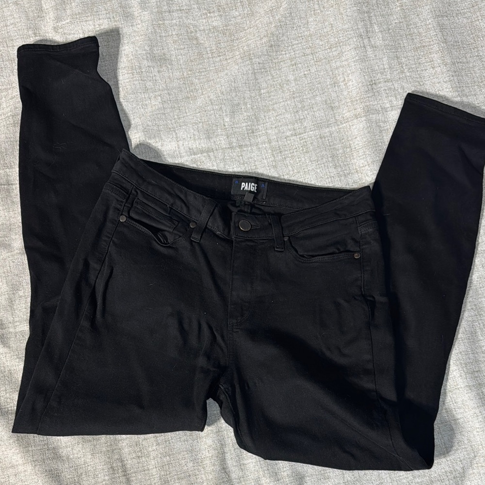 Paige Women's Black distressed Jeans